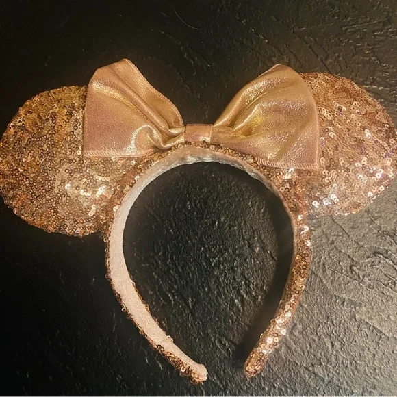 Good Minnie ears from Disney - Picture 1 of 4